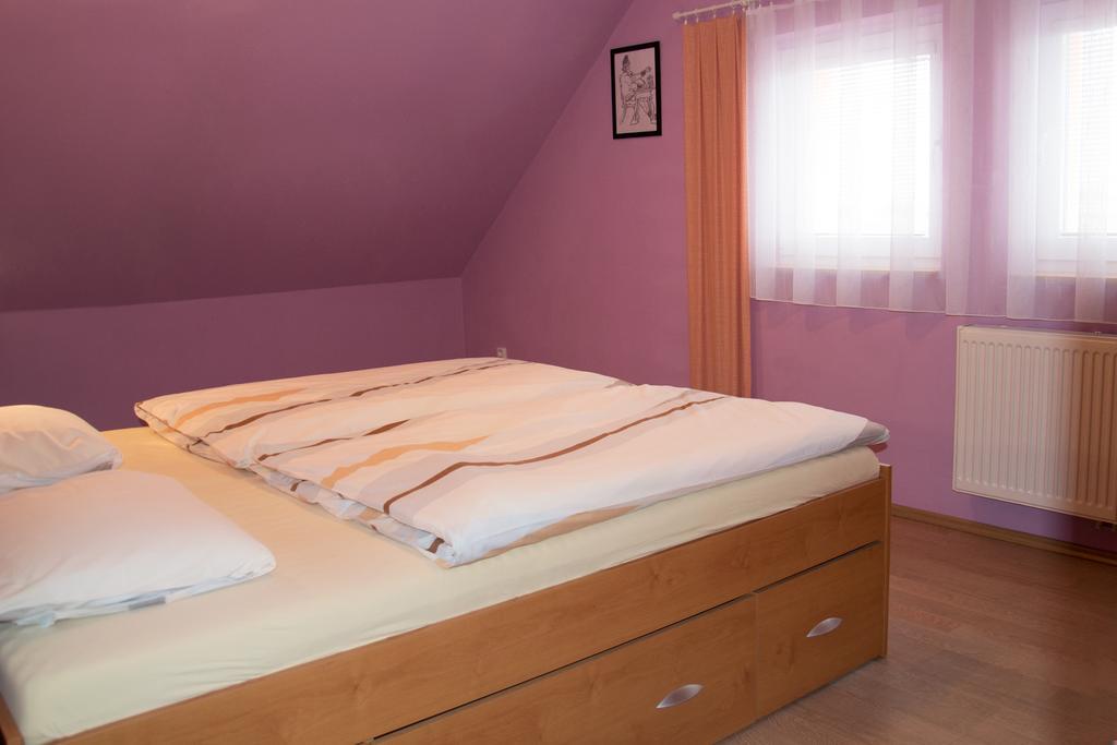 Penzion Veritas Vranovice Exteriör bild