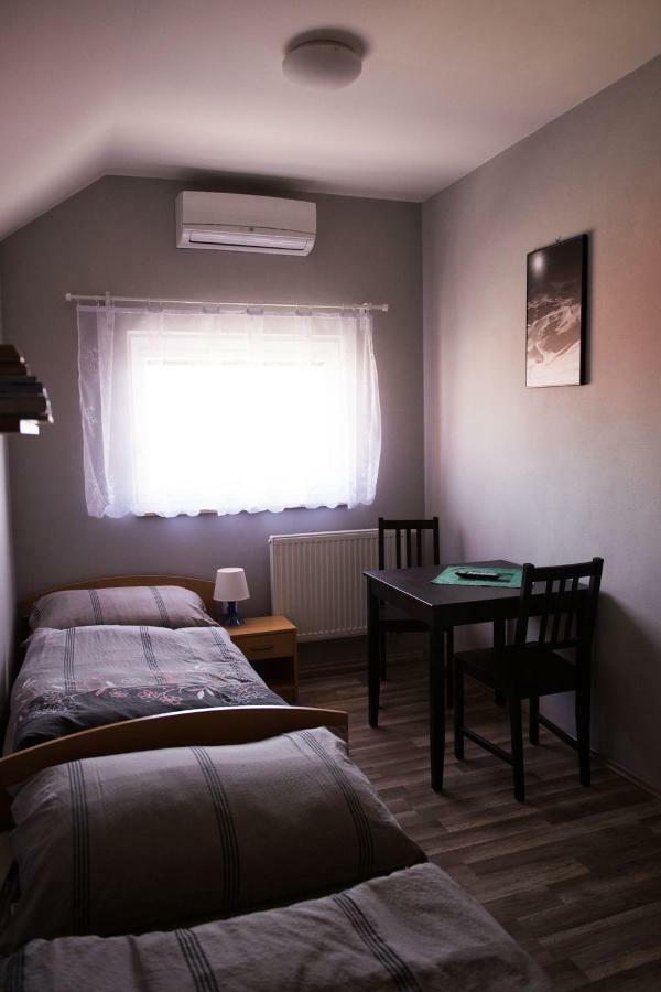 Penzion Veritas Vranovice Exteriör bild